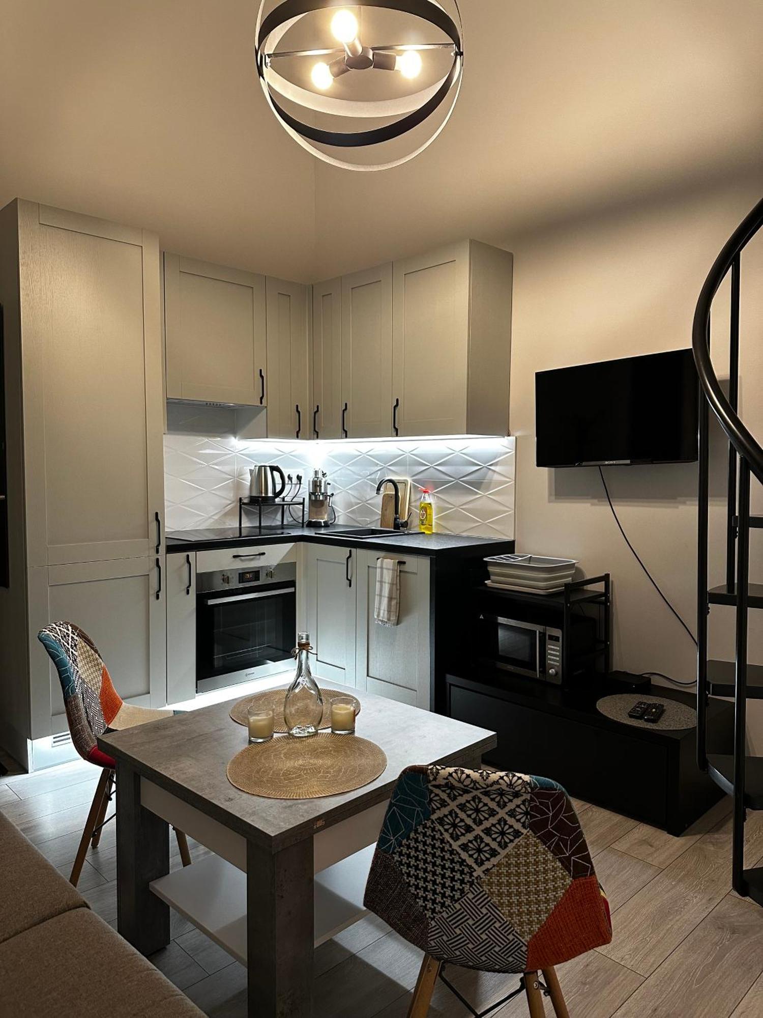 Miniapartament Jelonka Jelenia Góra Kültér fotó