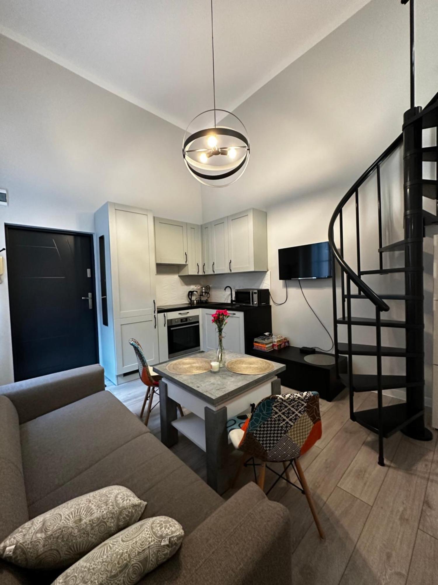 Miniapartament Jelonka Jelenia Góra Kültér fotó